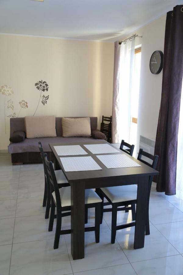 Apartment Apartament Ams B7 *